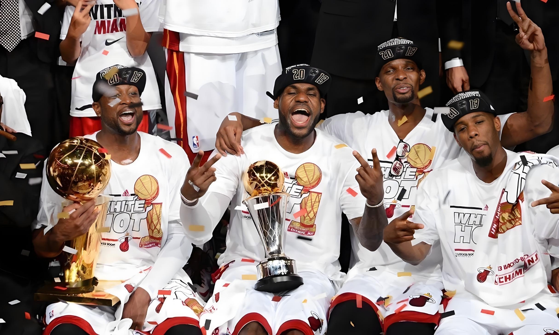 包含激烈对抗！球队争夺胜利，迈向冠军的词条