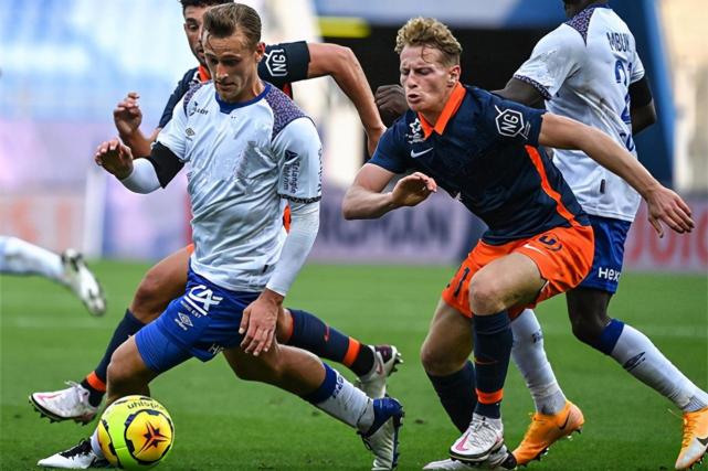 包含波尔多主场击败第戎，全取三分的词条