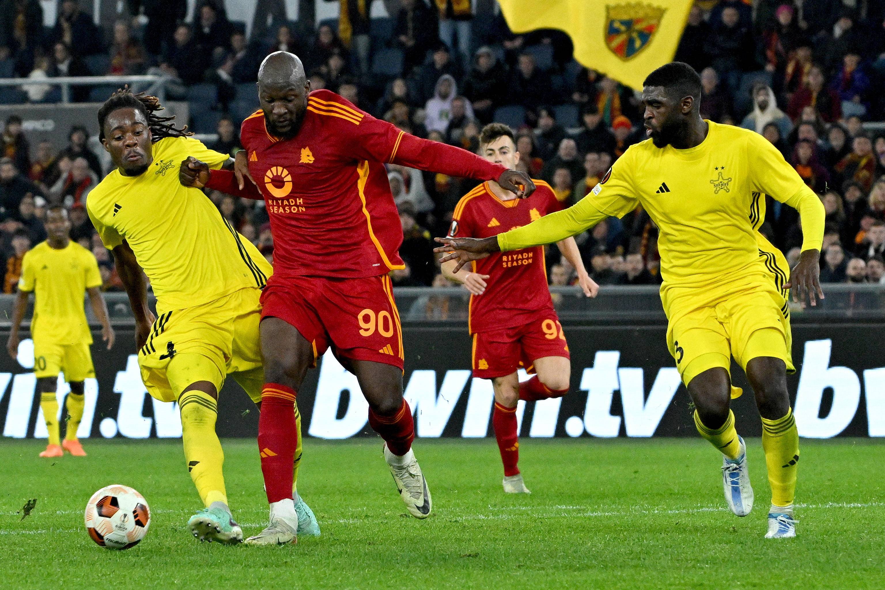 佛罗伦萨队遭遇不败对手不敌的简单介绍