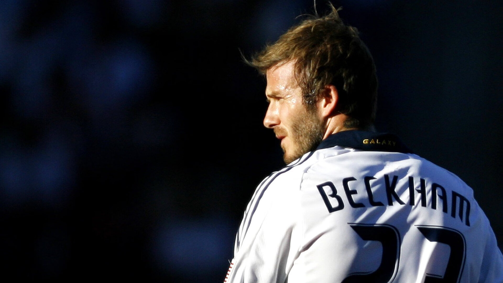 赛道上的暗夜刺客，马克西在F1街道赛之夜的持续杀伤艺术