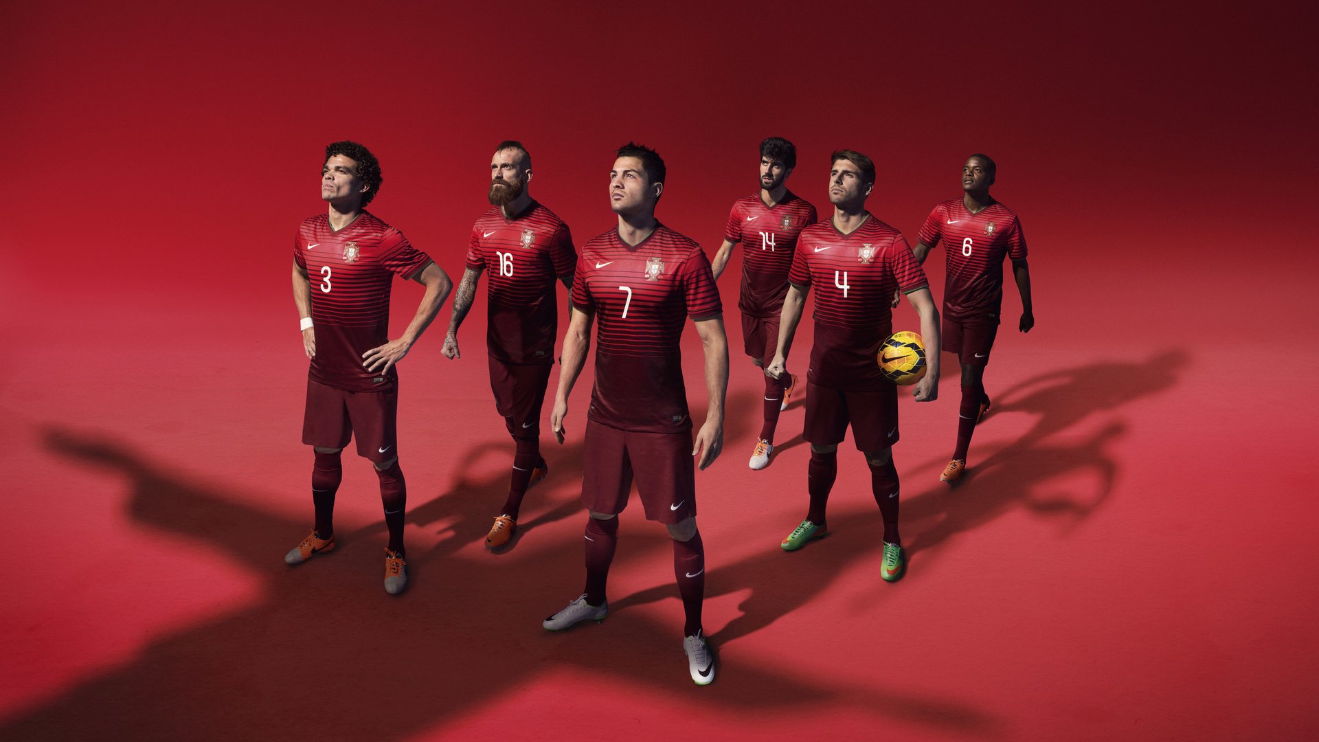 绿茵场与乒乓台的双重奏，德国战车横扫瑞典，马龙刷新不朽纪录